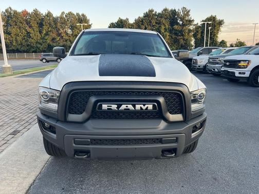 2019 RAM 1500 Classic Warlock Crew Cab 4x4 5'7' Box