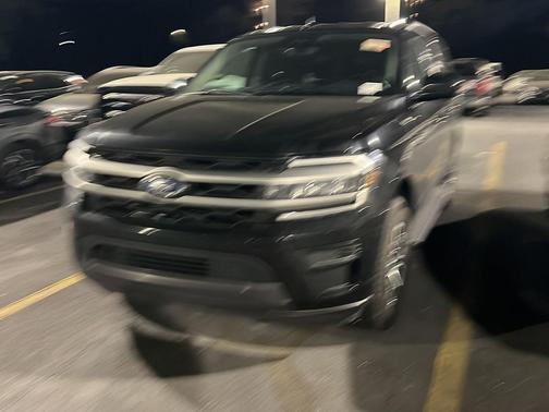 Agate Black 2024 Ford Expedition XLT