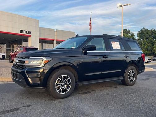 Agate Black 2024 Ford Expedition XLT