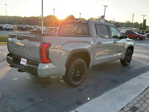 2026 Toyota Tundra Hybrid Platinum