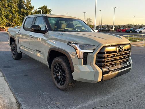 2026 Toyota Tundra Hybrid Platinum
