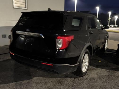 2021 Ford Explorer Base