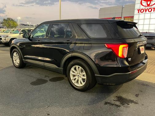 2021 Ford Explorer Base