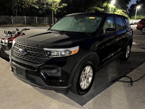 2021 Ford Explorer Base