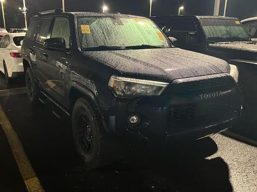 2022 Toyota 4Runner SR5