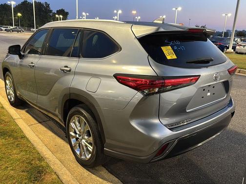 2023 Toyota Highlander Limited
