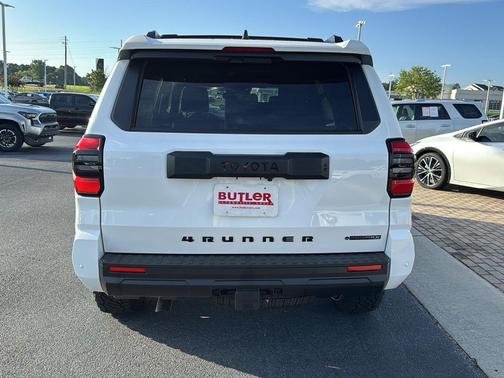 2025 Toyota 4Runner TRD Off Road