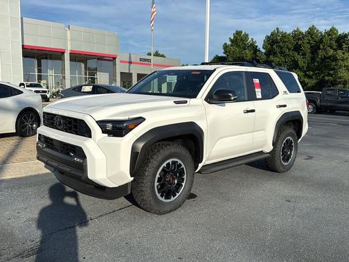 2025 Toyota 4Runner TRD Off Road