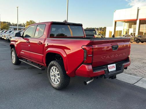 2025 Toyota Tacoma SR5