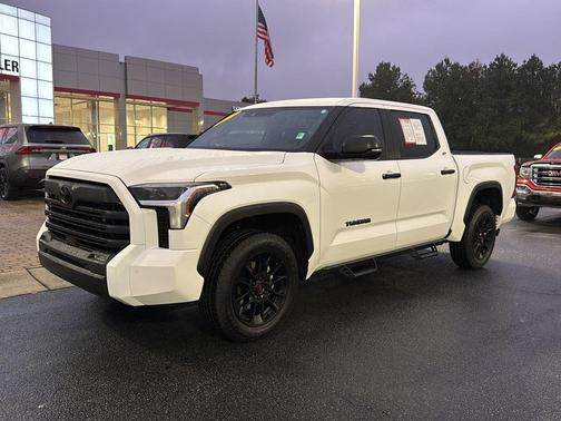 2025 Toyota Tundra SR5