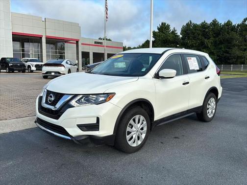 2017 Nissan Rogue S
