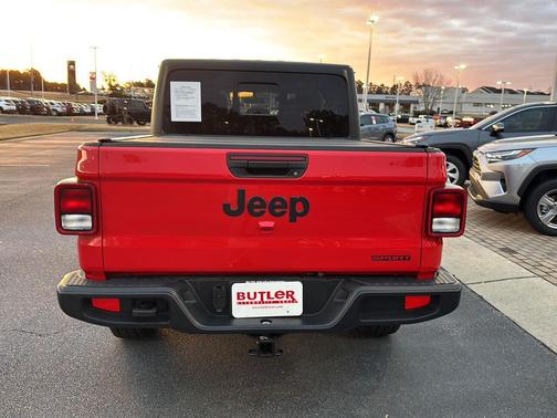 2020 Jeep Gladiator Sport S