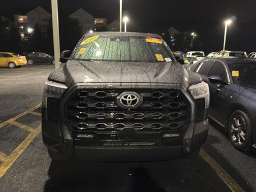 2023 Toyota Tundra Platinum