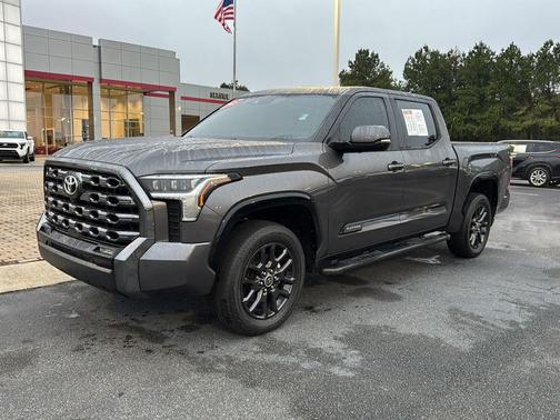 2023 Toyota Tundra Platinum