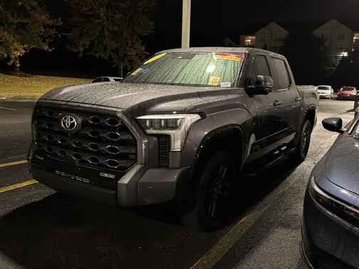 2023 Toyota Tundra Platinum