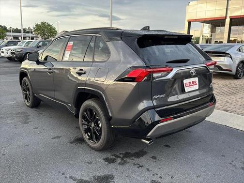2025 Toyota RAV4 Hybrid SE