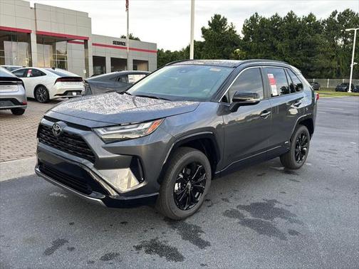 2025 Toyota RAV4 Hybrid SE