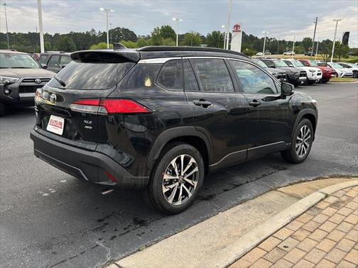2025 Toyota Corolla Cross XLE
