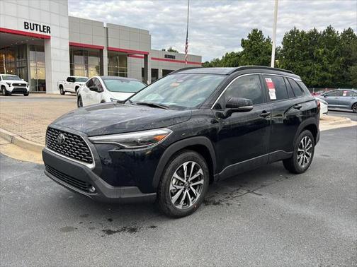 2025 Toyota Corolla Cross XLE