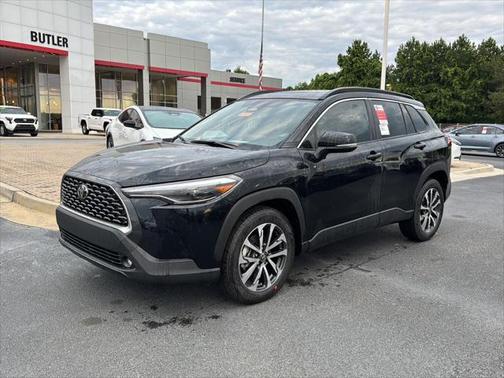 2025 Toyota Corolla Cross XLE