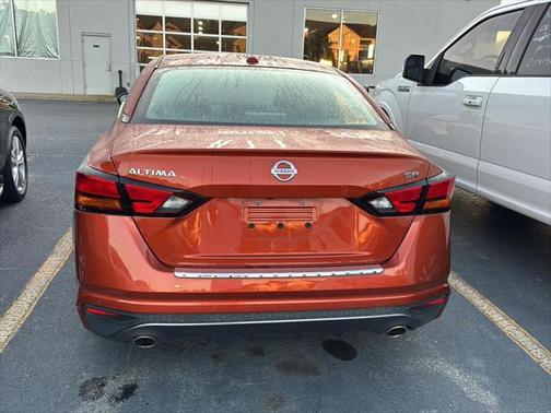 2020 Nissan Altima SR FWD