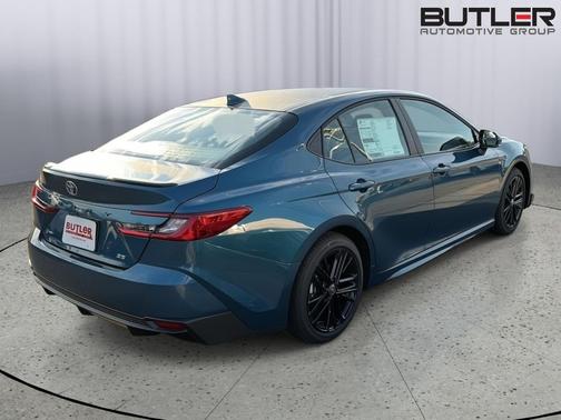 Ocean Gem 2026 Toyota Camry SE
