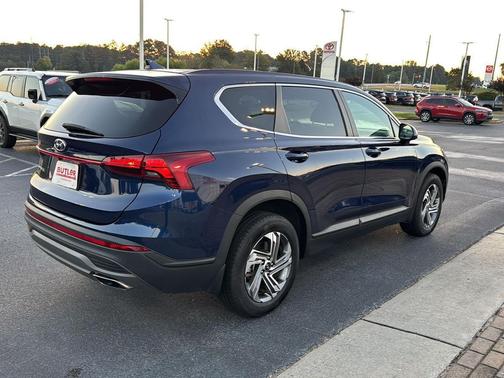 2023 Hyundai SANTA FE SE
