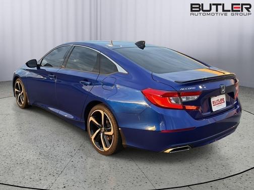 Still Night Pearl 2022 Honda Accord Sport 1.5T