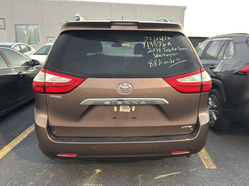 2018 Toyota Sienna Limited Premium