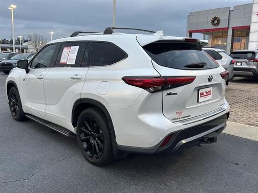 2022 Toyota Highlander Hybrid Limited