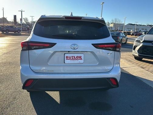 2026 Toyota Highlander Hybrid XLE