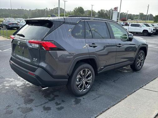 2025 Toyota RAV4 Hybrid XLE Premium