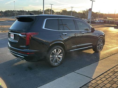 2021 Cadillac XT6 Premium Luxury FWD