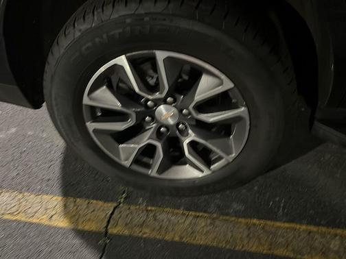 Midnight Blue Metallic 2022 Chevrolet Tahoe LT