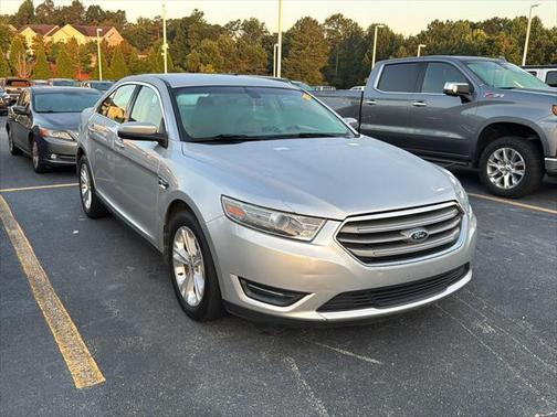 2014 Ford Taurus SEL