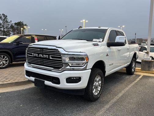2024 RAM 2500 Laramie Crew Cab 4x4 6'4' Box