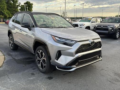 2025 Toyota RAV4 Hybrid SE