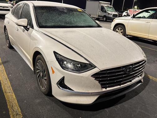 2022 Hyundai SONATA Hybrid SE