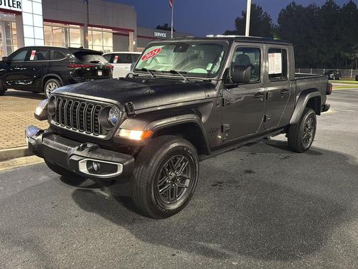 2024 Jeep Gladiator Sport S