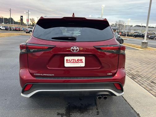 2024 Toyota Highlander XSE