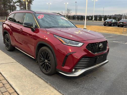 2024 Toyota Highlander XSE