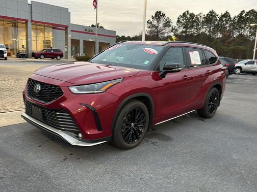 2024 Toyota Highlander XSE
