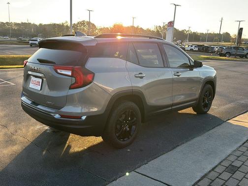2024 GMC Terrain AWD AT4