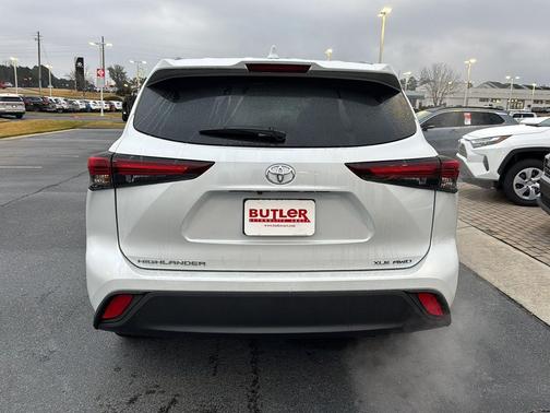 2026 Toyota Highlander XLE