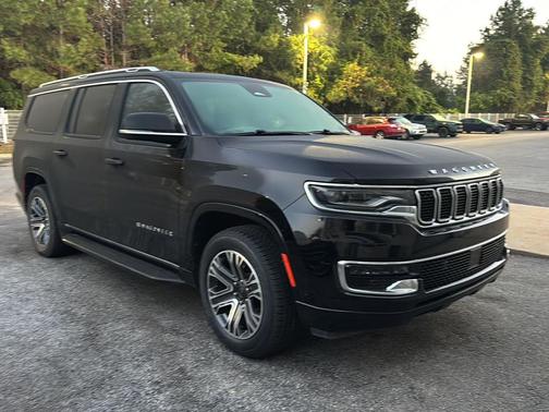 2023 Jeep Wagoneer L Series I 4x2