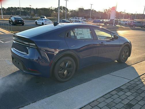 2026 Toyota Prius Plug-In Hybrid SE