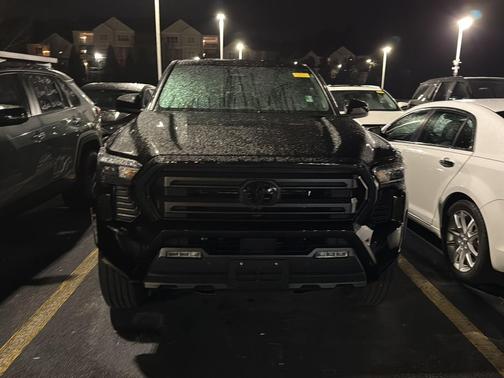 2024 Toyota Tacoma SR5