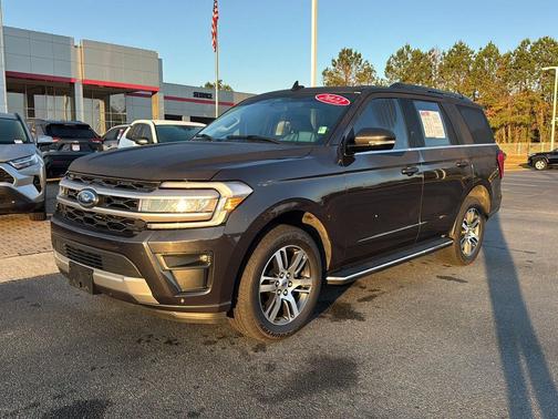 2022 Ford Expedition XLT