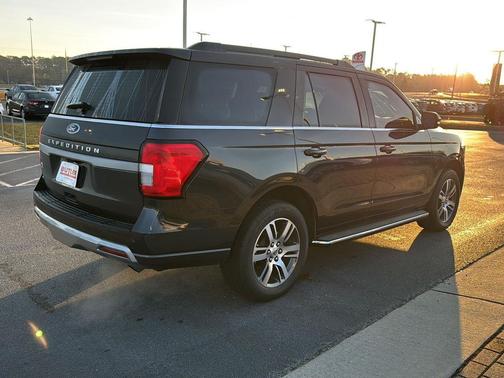 2022 Ford Expedition XLT