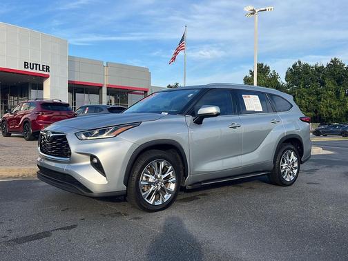 Celestial Silver Metallic 2023 Toyota Highlander Limited